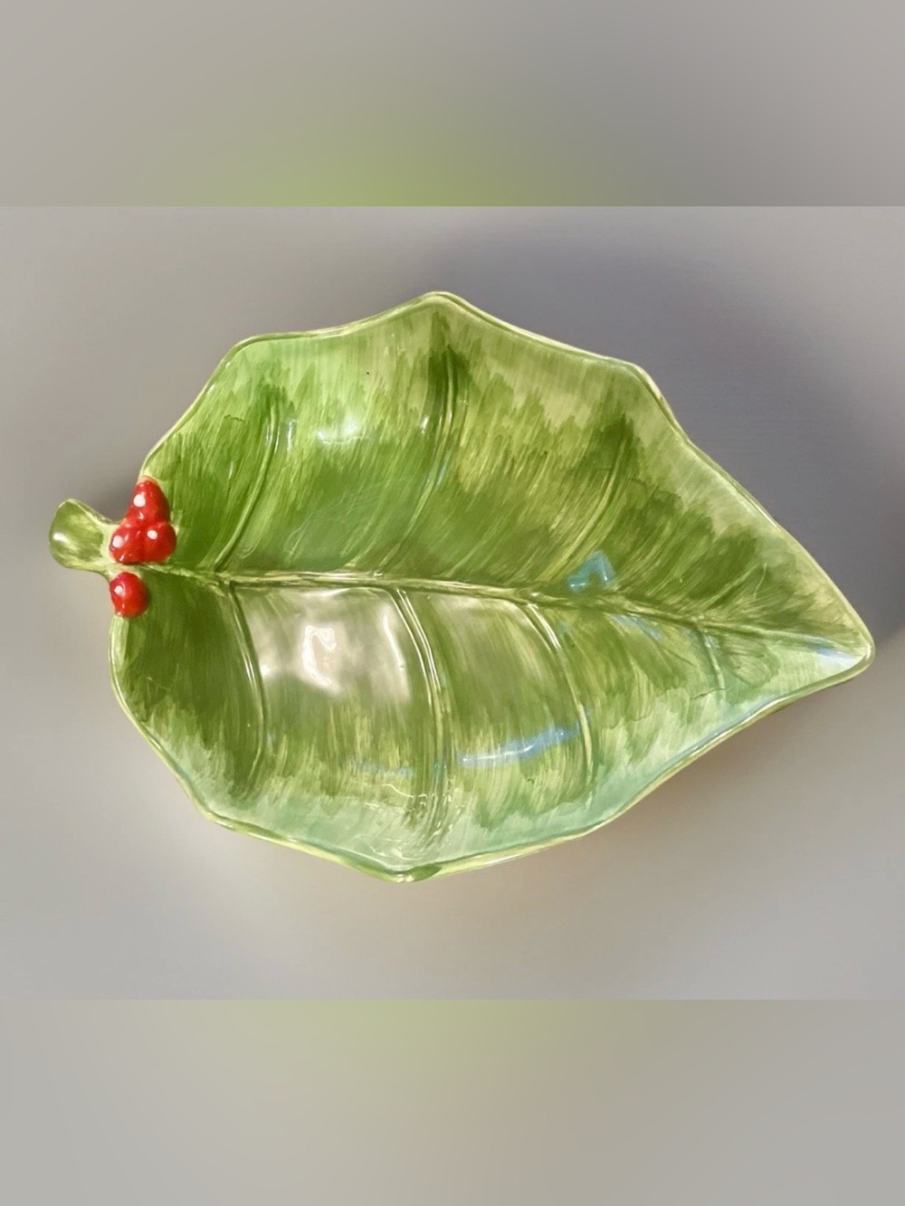 Maxcera Pinecone Holly Leaf Ceramic,Discontinued Vintage Serving Bowl 12x8.5in